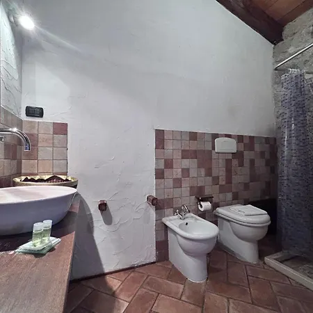 Hammam Rooms, Senorbi, Sardegna * Senorbi