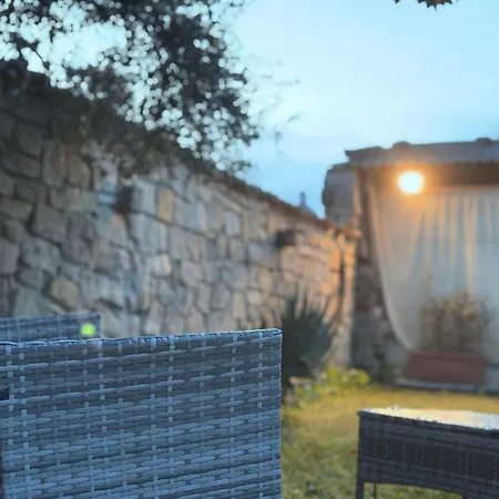 Hammam Rooms, Senorbi, Sardegna Гостевой дом *