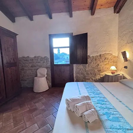 Hammam Rooms, Senorbi, Sardegna Гостевой дом Senorbi